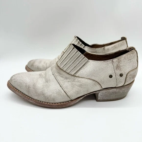 Matisse Roscoe Distressed Leather Almond Toe Heeled Western Bootie Cream Sz 8.5 - Picture 8 of 13